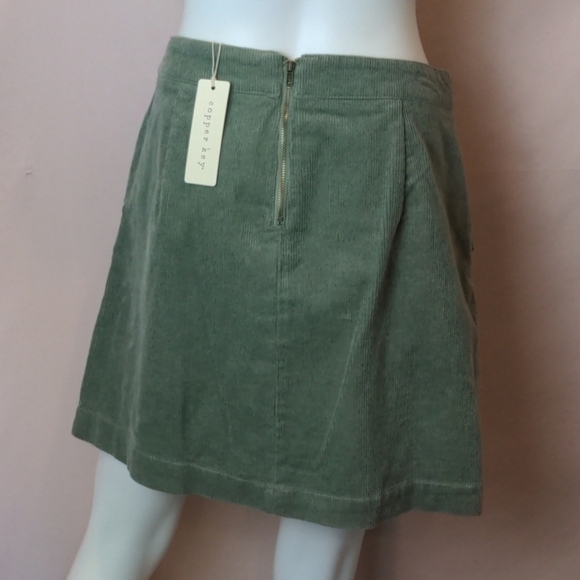 Copper Key Sage Green Corduroy Mini Skirt with Pockets size Large - Picture 3 of 6